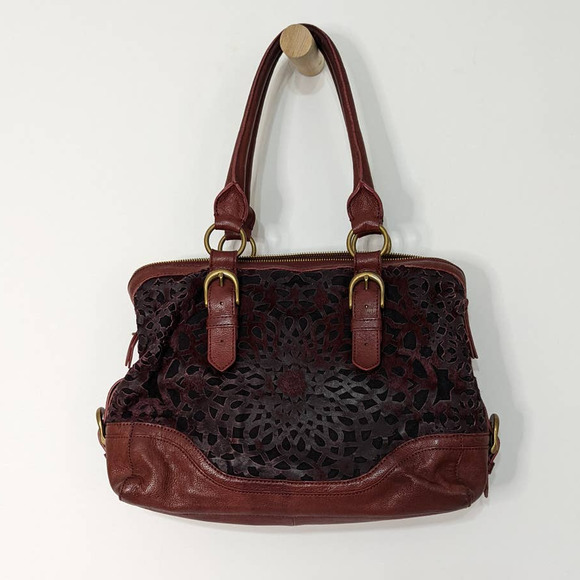 Isabella Fiore Burgundy Red Laser Cut Leather Zippered Shoulder Bag Preowned - Picture 1 of 10